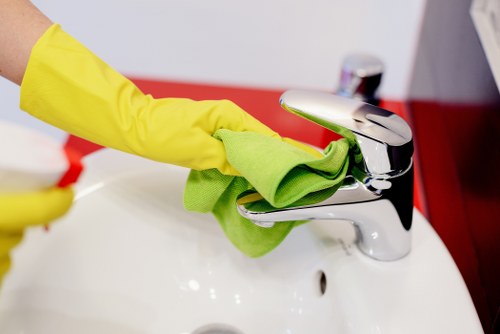 Free quote details for a house cleaning service in London