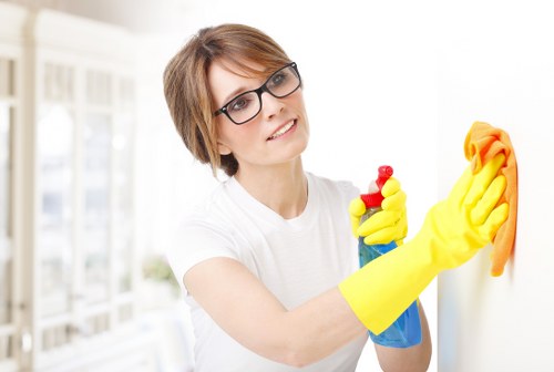 Communication during a cleaning complaint handling process